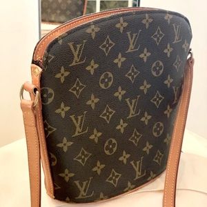 Authentic Louis Vuitton Drouot Crossbody bag